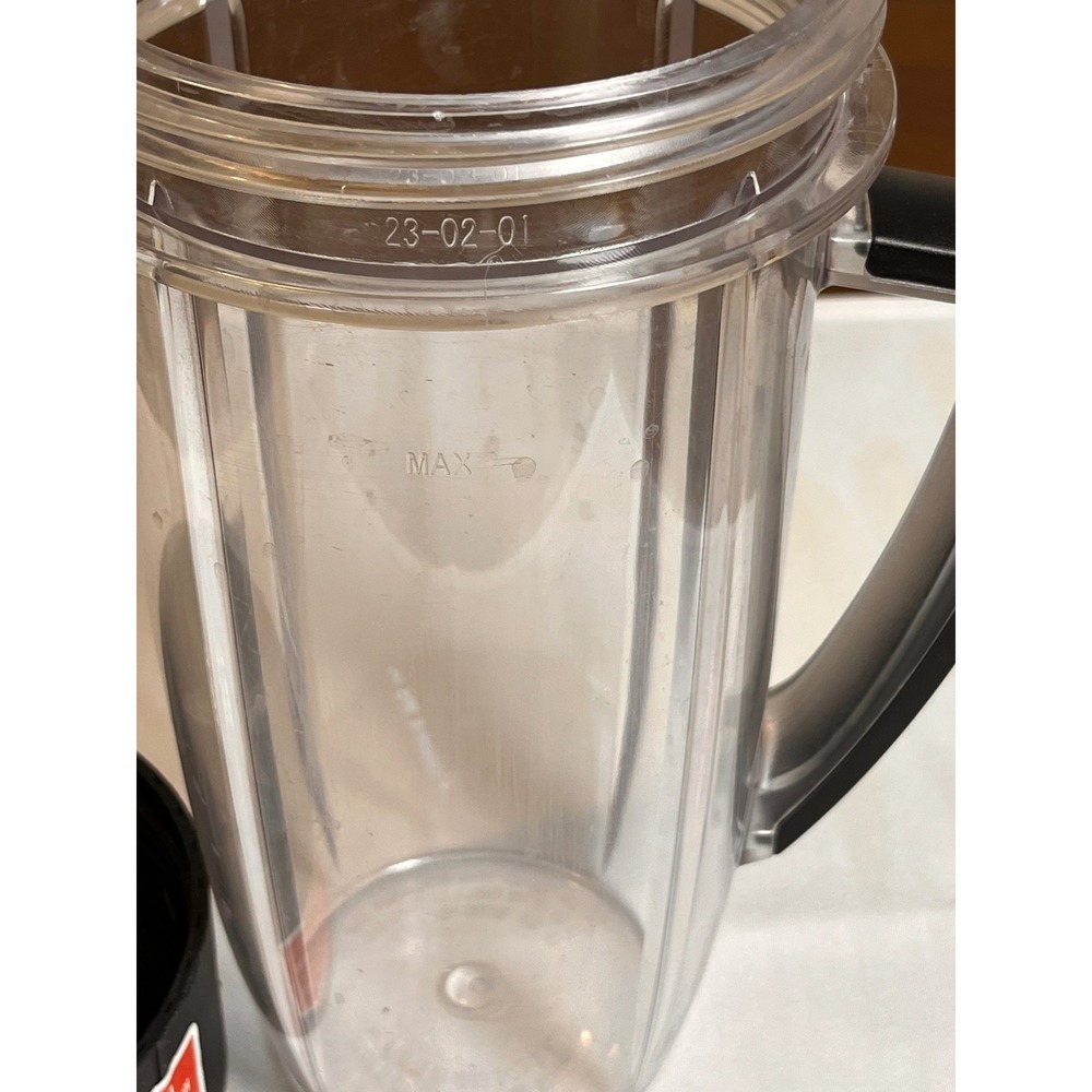 NutriBullet OEM 48 oz (1.5 Qt) Handled Cup & Extractor Blade Replacement - Picture 4 of 13